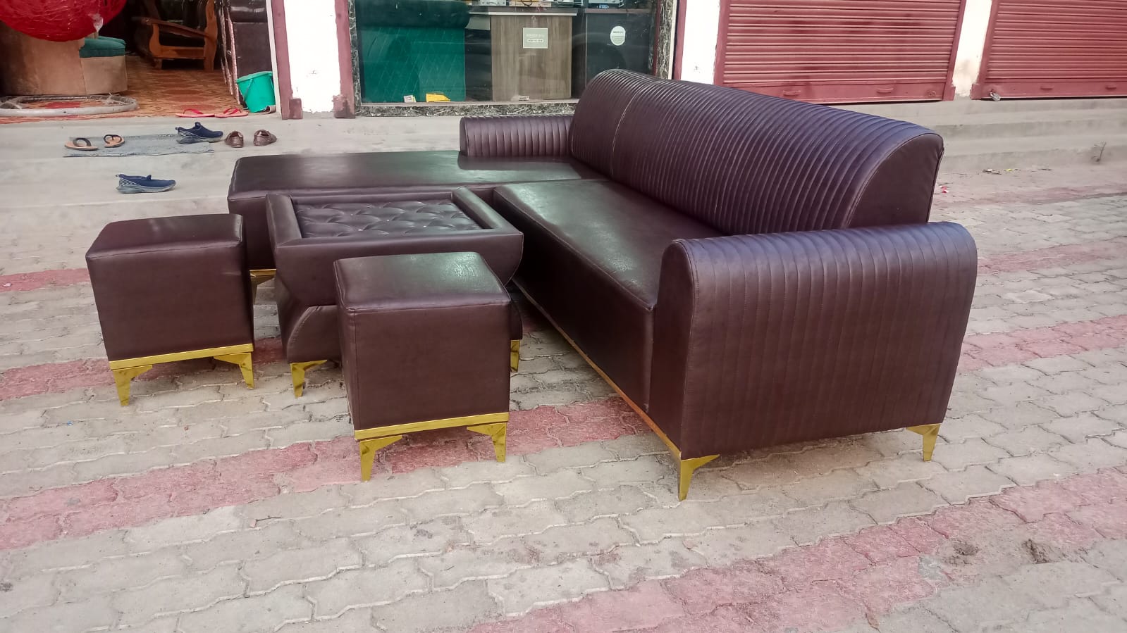 Branded furniture showroom near maranpur to Nawada road