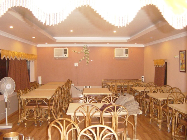 besbanquet hall in ratu road ranchi