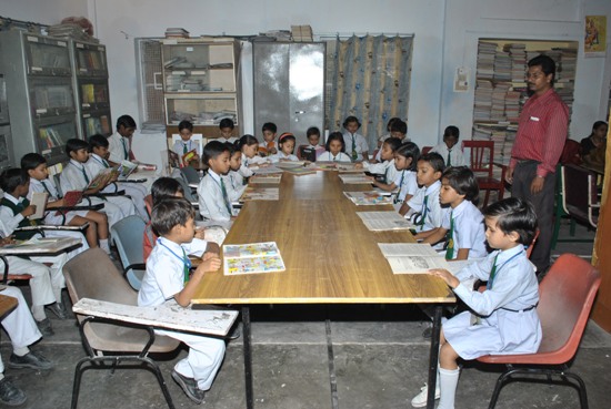 LIBRARY IN NEW DELHI PUBLIC SCHOOL