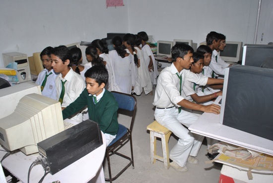 COMPUTER ROOM IN NEW DELHI PUBLIC SCHOOL 
