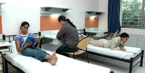 GIRLS HOSTEL WITH BEST QUALITY FOODS IN PATNA