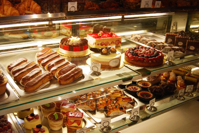 CONFECTIONERY & BAKERY SHOP IN RANCHI