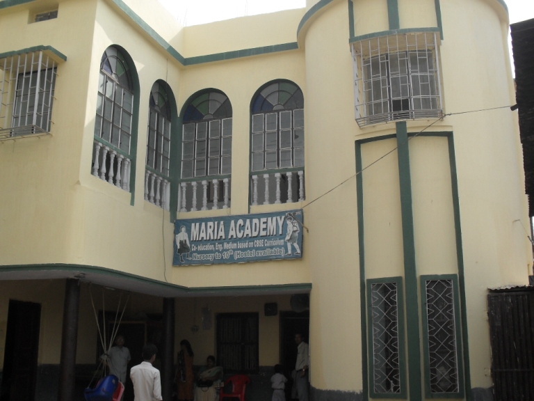 SCHOOL IN DANAPUR 