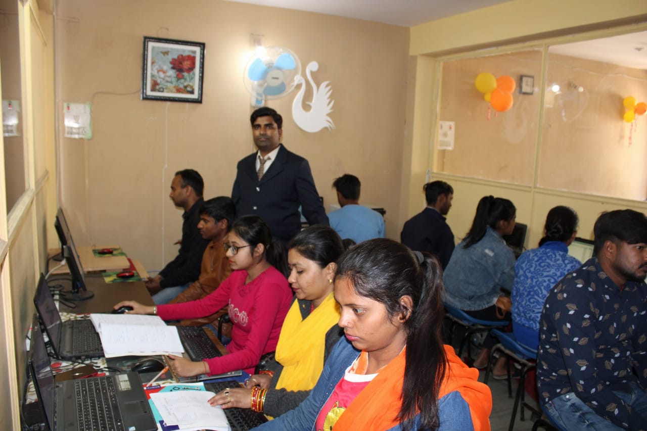 Hindi Typing institute near piska more Ratu road Ranchi
