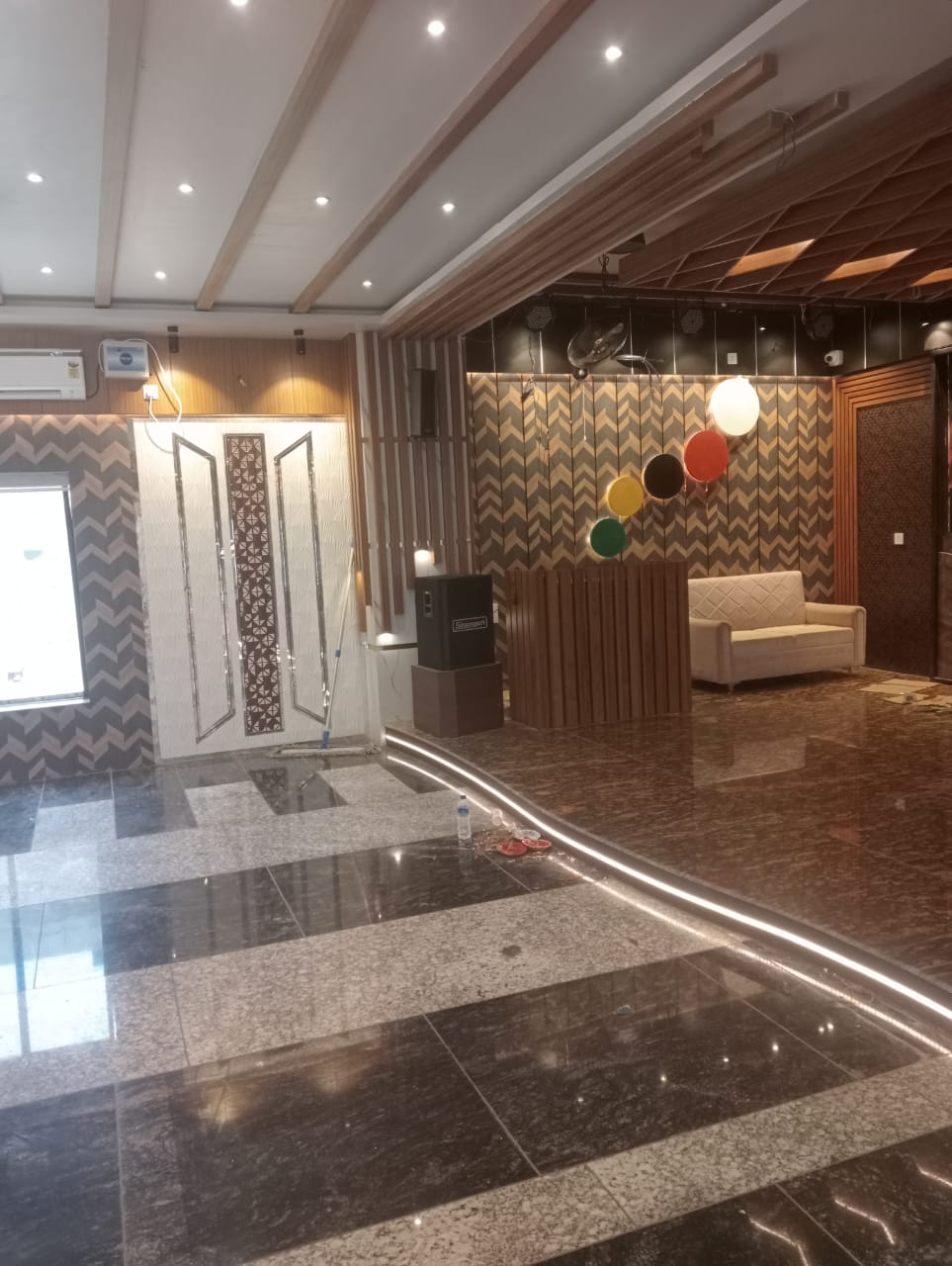 RESTAURANT with banquet hall near sainik school jhumri 