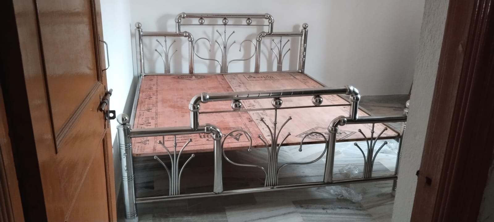 steel palang shop near argora chowk ranchi 7488357573