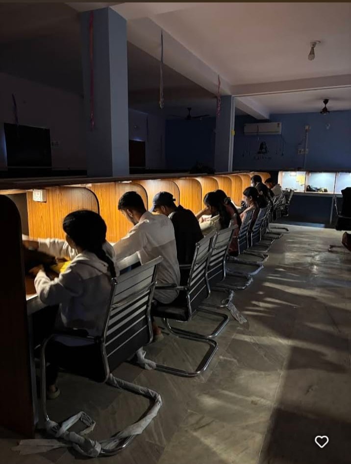 LIBRARY IN VIDYA NAGAR RANCHI 7479783609