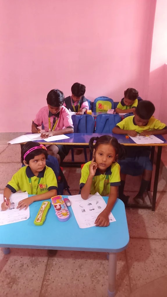 KIDS SCHOOL IN ITI BUS STAND IN RANCHI 9835310996