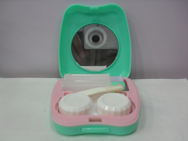 CONTACT LENS COVER