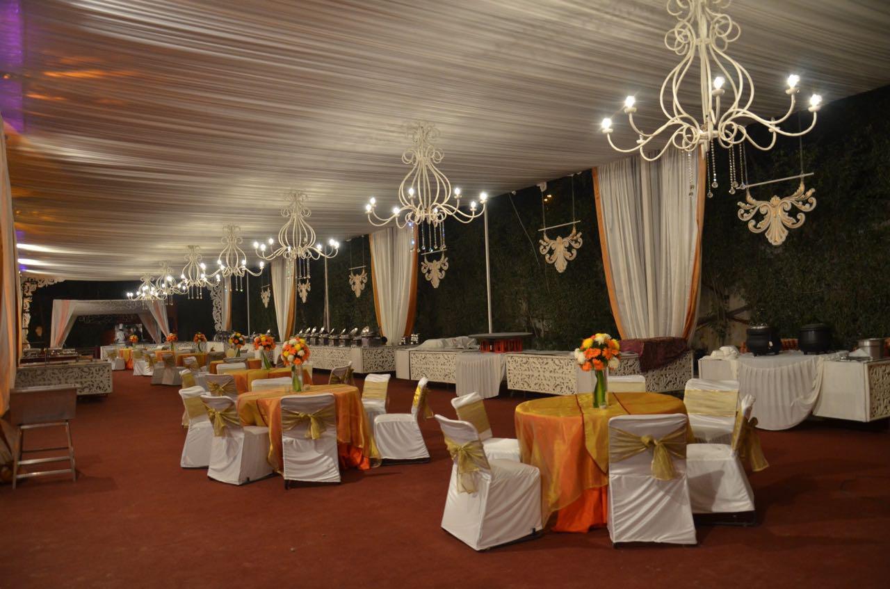 hotel with marriage hall in charhi 