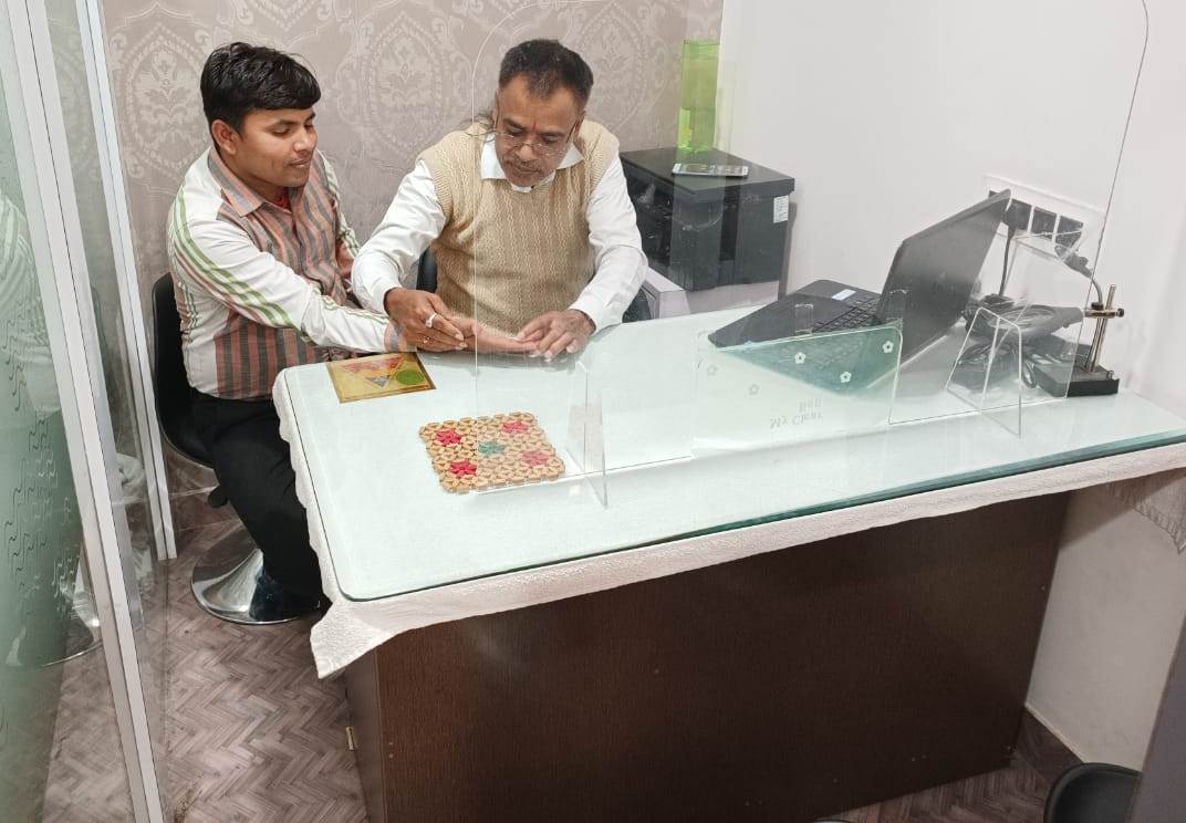 Ratan sagar owner tuntun shop in jharkhand