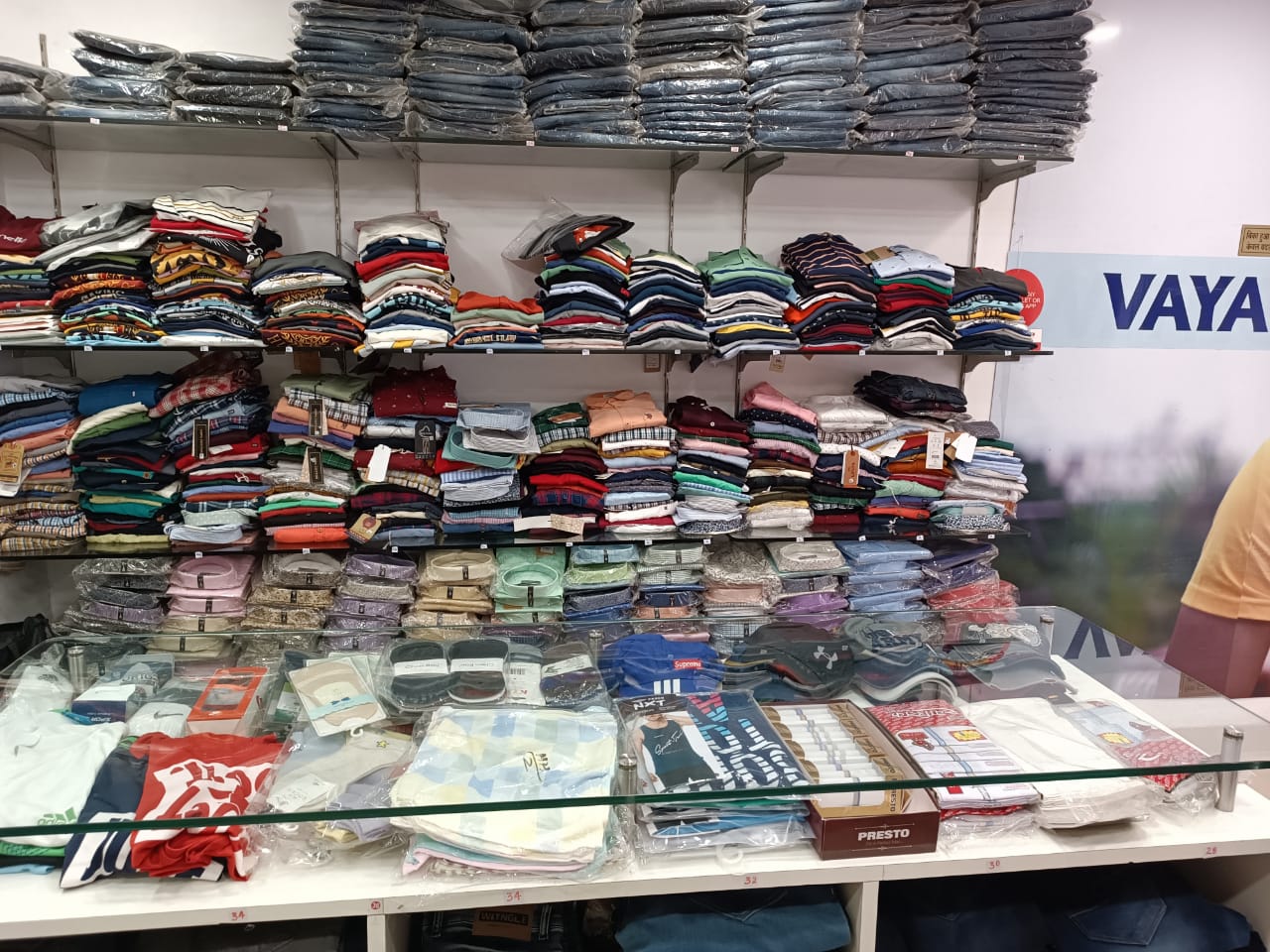 Branded shirt shop near kadru in ranchi